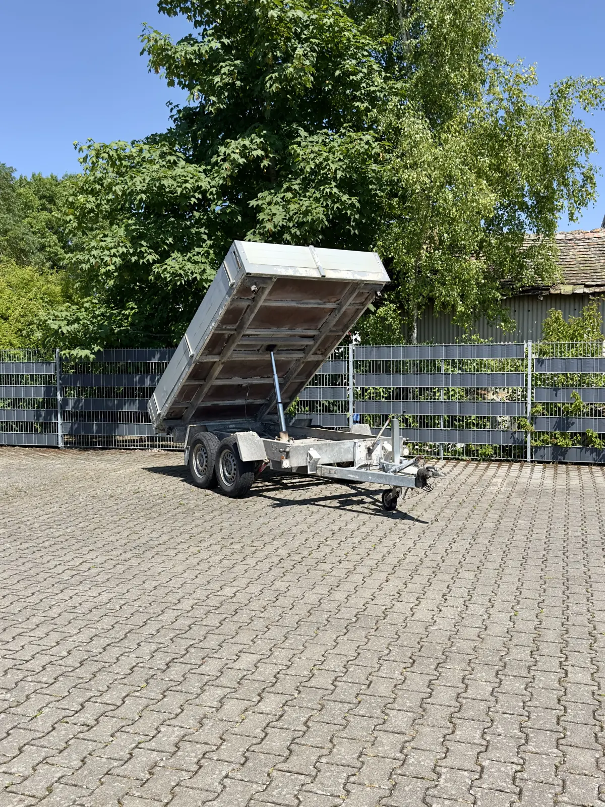 Kippanhänger 1