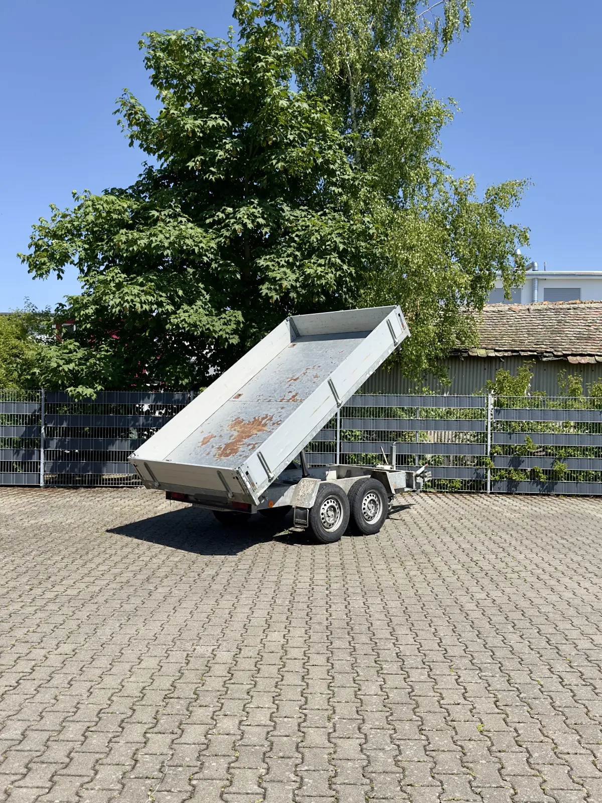 Kippanhänger 4